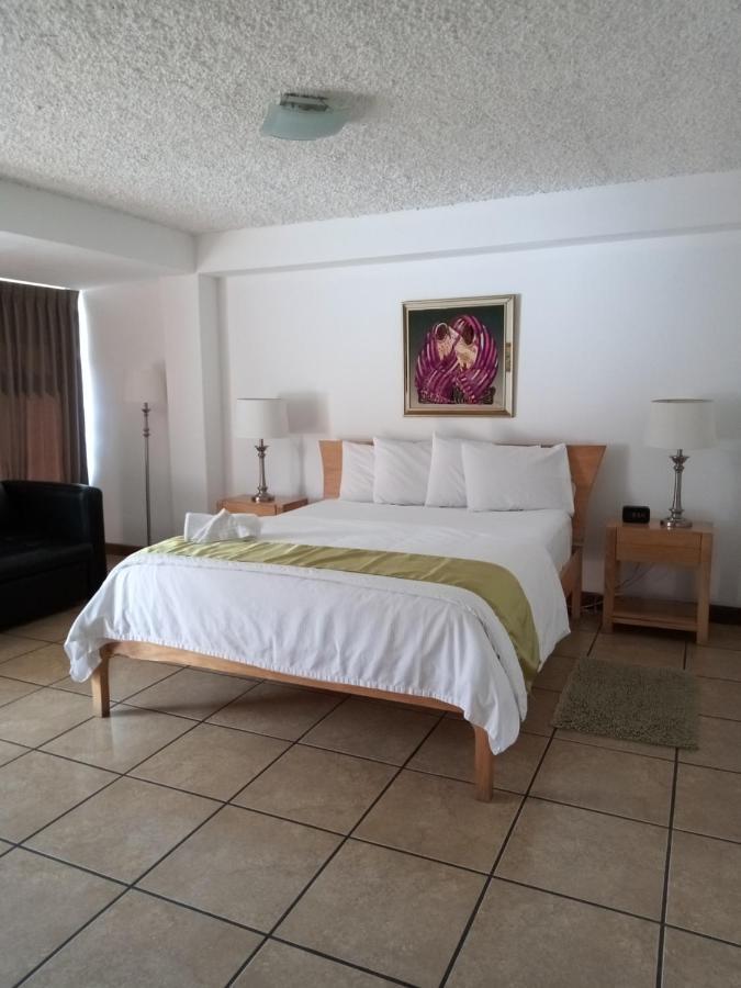 Apartamentos Reforma Guatemala City Екстериор снимка