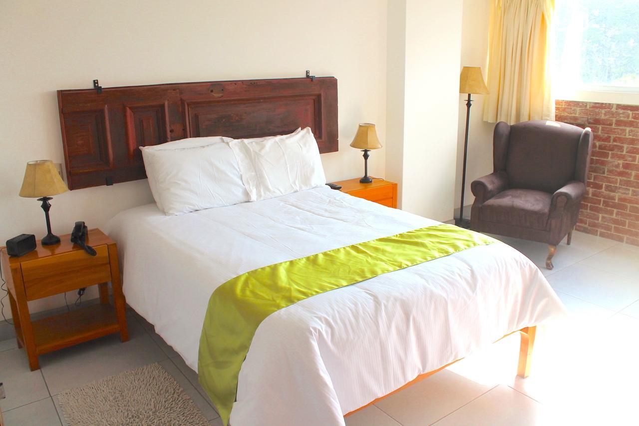 Apartamentos Reforma Guatemala City Екстериор снимка