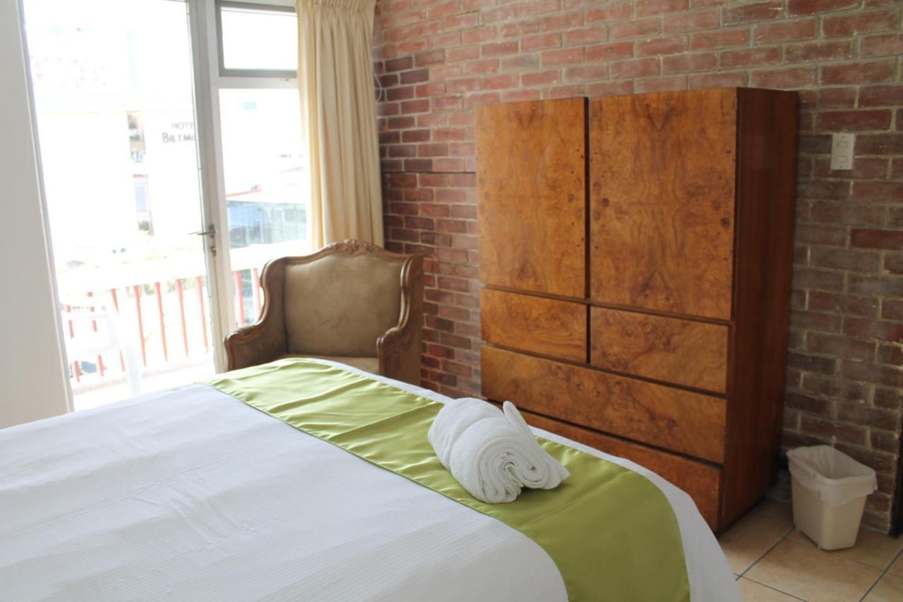 Apartamentos Reforma Guatemala City Екстериор снимка